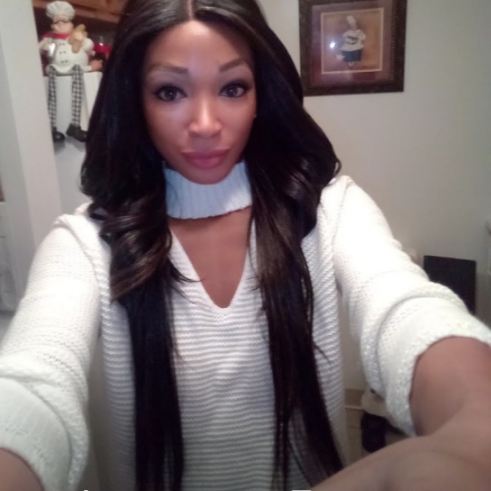 Chocker Sweater